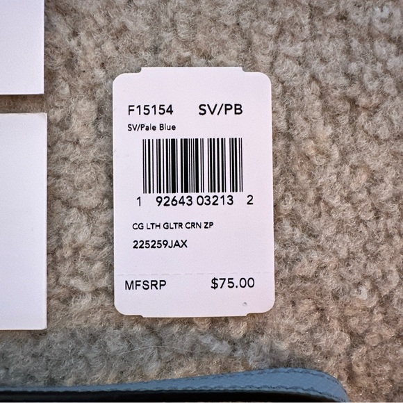 Coach New York Corner Zip Wristlet Leather Pale Blue NEW! w/ Cards & Tag - Picture 7 of 7